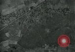 Standbild Betriebe Eisenbahn-tracks Straßen und Brücken Fluss Moulmein Birma, 1945, aus Sekunde 12 historischem Filmmaterial Videoclip 65675036050
