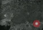 Standbild Betriebe Eisenbahn-tracks Straßen und Brücken Fluss Moulmein Birma, 1945, aus Sekunde 14 historischem Filmmaterial Videoclip 65675036050