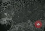 Standbild Betriebe Eisenbahn-tracks Straßen und Brücken Fluss Moulmein Birma, 1945, aus Sekunde 15 historischem Filmmaterial Videoclip 65675036050