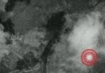 Standbild Betriebe Eisenbahn-tracks Straßen und Brücken Fluss Moulmein Birma, 1945, aus Sekunde 28 historischem Filmmaterial Videoclip 65675036050