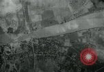Standbild Betriebe Eisenbahn-tracks Straßen und Brücken Fluss Moulmein Birma, 1945, aus Sekunde 40 historischem Filmmaterial Videoclip 65675036050