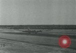Standbild B-29 Bomber Indien, 1944, aus Sekunde 24 historischem Filmmaterial Videoclip 65675036055