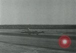 Standbild B-29 Bomber Indien, 1944, aus Sekunde 26 historischem Filmmaterial Videoclip 65675036055