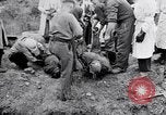 Immagine di Corpi morti Belgio, 1944, secondo 30 filmato di repertorio 65675036056