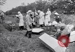 Immagine di Corpi morti Belgio, 1944, secondo 60 filmato di repertorio 65675036056
