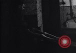 Standbild Leichen von NS-Gefangenen Ebensee Österreich, 1945, aus Sekunde 17 historischem Filmmaterial Videoclip 65675036064