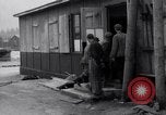 Standbild Leichen von NS-Gefangenen Ebensee Österreich, 1945, aus Sekunde 54 historischem Filmmaterial Videoclip 65675036064