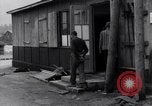 Standbild Leichen von NS-Gefangenen Ebensee Österreich, 1945, aus Sekunde 56 historischem Filmmaterial Videoclip 65675036064