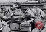 Immagine di Campo di concentramento i prigionieri Ebensee Austria, 1945, secondo 11 filmato di repertorio 65675036065