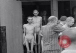 Immagine di Campo di concentramento i superstiti Ebensee Austria, 1945, secondo 11 filmato di repertorio 65675036066