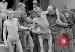 Immagine di Campo di concentramento i superstiti Ebensee Austria, 1945, secondo 15 filmato di repertorio 65675036066