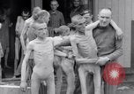 Immagine di Campo di concentramento i superstiti Ebensee Austria, 1945, secondo 18 filmato di repertorio 65675036066