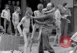 Immagine di Campo di concentramento i superstiti Ebensee Austria, 1945, secondo 23 filmato di repertorio 65675036066