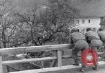 Immagine di Prigionieri tedeschi Spittal Austria, 1945, secondo 34 filmato di repertorio 65675036067