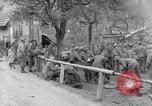 Immagine di Prigionieri tedeschi Spittal Austria, 1945, secondo 50 filmato di repertorio 65675036067