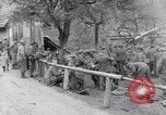 Immagine di Prigionieri tedeschi Spittal Austria, 1945, secondo 52 filmato di repertorio 65675036067