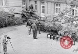 Standbild Generäle der alliierten Streitkräfte Bad Wildungen Deutschland, 1945, aus Sekunde 7 historischem Filmmaterial Videoclip 65675036068