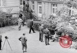 Standbild Generäle der alliierten Streitkräfte Bad Wildungen Deutschland, 1945, aus Sekunde 18 historischem Filmmaterial Videoclip 65675036068