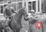 Standbild Generäle der alliierten Streitkräfte Bad Wildungen Deutschland, 1945, aus Sekunde 28 historischem Filmmaterial Videoclip 65675036068