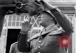 Standbild Generäle der alliierten Streitkräfte Bad Wildungen Deutschland, 1945, aus Sekunde 40 historischem Filmmaterial Videoclip 65675036069
