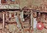 Immagine di Gli edifici danneggiati in Lipsia Leipzig Germania, 1945, secondo 50 filmato di repertorio 65675036086