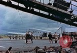 Standbild Generalleutnant Hoyt S Vandenberg Torgau Deutschland, 1945, aus Sekunde 15 historischem Filmmaterial Videoclip 65675036087