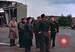 Standbild Generalleutnant Hoyt S Vandenberg Torgau Deutschland, 1945, aus Sekunde 42 historischem Filmmaterial Videoclip 65675036087