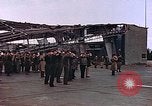 Standbild Generalleutnant Hoyt S Vandenberg Torgau Deutschland, 1945, aus Sekunde 59 historischem Filmmaterial Videoclip 65675036087