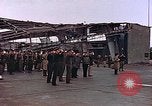 Standbild Generalleutnant Hoyt S Vandenberg Torgau Deutschland, 1945, aus Sekunde 60 historischem Filmmaterial Videoclip 65675036087