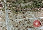 Immagine di Rovine della città quasi completamente distrutta di Braunschweig da Bombardamenti durante la seconda guerra mondiale Braunschweig Germania, 1945, secondo 3 filmato di repertorio 65675036095