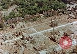Immagine di Rovine della città quasi completamente distrutta di Braunschweig da Bombardamenti durante la seconda guerra mondiale Braunschweig Germania, 1945, secondo 6 filmato di repertorio 65675036095