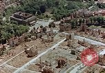 Immagine di Rovine della città quasi completamente distrutta di Braunschweig da Bombardamenti durante la seconda guerra mondiale Braunschweig Germania, 1945, secondo 10 filmato di repertorio 65675036095