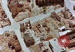 Immagine di Rovine della città quasi completamente distrutta di Braunschweig da Bombardamenti durante la seconda guerra mondiale Braunschweig Germania, 1945, secondo 15 filmato di repertorio 65675036095