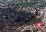 Immagine di Rovine della città quasi completamente distrutta di Braunschweig da Bombardamenti durante la seconda guerra mondiale Braunschweig Germania, 1945, secondo 22 filmato di repertorio 65675036095