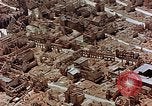 Immagine di Rovine della città quasi completamente distrutta di Braunschweig da Bombardamenti durante la seconda guerra mondiale Braunschweig Germania, 1945, secondo 31 filmato di repertorio 65675036095
