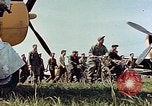 Standbild Personal von 362 Fighter vorbei Kamera Illesheim Deutschland, 1945, aus Sekunde 8 historischem Filmmaterial Videoclip 65675036115