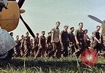 Standbild Personal von 362 Fighter vorbei Kamera Illesheim Deutschland, 1945, aus Sekunde 30 historischem Filmmaterial Videoclip 65675036115