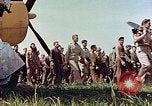 Standbild Personal von 362 Fighter vorbei Kamera Illesheim Deutschland, 1945, aus Sekunde 38 historischem Filmmaterial Videoclip 65675036115