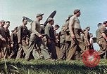 Standbild Personal von 362 Fighter vorbei Kamera Illesheim Deutschland, 1945, aus Sekunde 42 historischem Filmmaterial Videoclip 65675036115
