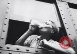 Standbild europäische jüdische Flüchtlinge auf einem US-Camp Oswego New York USA, 1944, aus Sekunde 21 historischem Filmmaterial Videoclip 65675036124