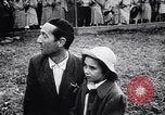 Standbild europäische jüdische Flüchtlinge auf einem US-Camp Oswego New York USA, 1944, aus Sekunde 38 historischem Filmmaterial Videoclip 65675036124