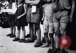 Standbild europäische jüdische Flüchtlinge auf einem US-Camp Oswego New York USA, 1944, aus Sekunde 48 historischem Filmmaterial Videoclip 65675036124