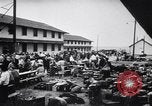 Standbild europäische jüdische Flüchtlinge auf einem US-Camp Oswego New York USA, 1944, aus Sekunde 50 historischem Filmmaterial Videoclip 65675036124