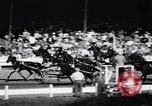 Standbild Mais Quaste Derby Kabelbaum Pferderennen Goshen New York USA, 1944, aus Sekunde 18 historischem Filmmaterial Videoclip 65675036126