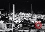 Standbild Mais Quaste Derby Kabelbaum Pferderennen Goshen New York USA, 1944, aus Sekunde 22 historischem Filmmaterial Videoclip 65675036126