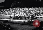 Standbild Mais Quaste Derby Kabelbaum Pferderennen Goshen New York USA, 1944, aus Sekunde 27 historischem Filmmaterial Videoclip 65675036126