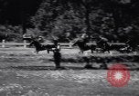 Standbild Mais Quaste Derby Kabelbaum Pferderennen Goshen New York USA, 1944, aus Sekunde 37 historischem Filmmaterial Videoclip 65675036126