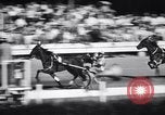 Standbild Mais Quaste Derby Kabelbaum Pferderennen Goshen New York USA, 1944, aus Sekunde 51 historischem Filmmaterial Videoclip 65675036126