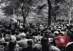 Standbild Treueeid der Amerikaner New York City USA, 1946, aus Sekunde 13 historischem Filmmaterial Videoclip 65675036128