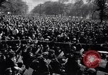 Standbild Treueeid der Amerikaner New York City USA, 1946, aus Sekunde 37 historischem Filmmaterial Videoclip 65675036128